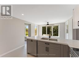 Laundry room - 5722 Kemplane Court, Ottawa, ON K1W1B8 Photo 17
