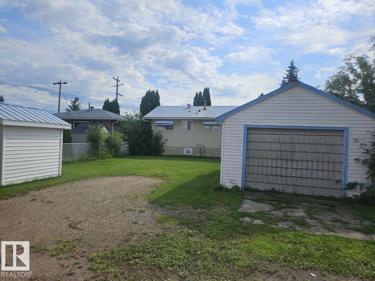 5024 50 ST - Image 37