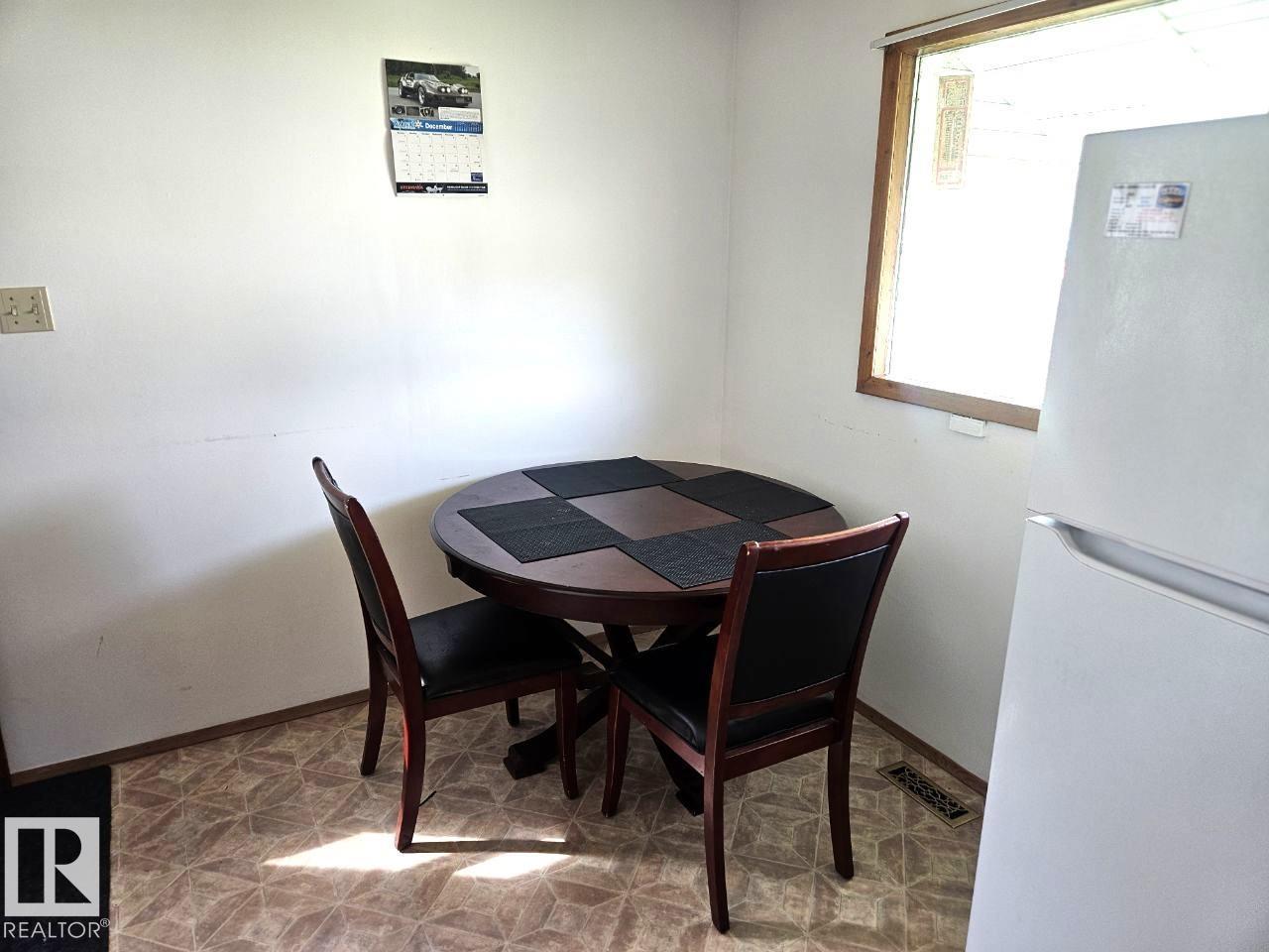5024 50 ST - Image 14