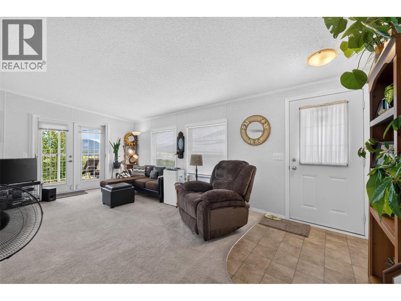 #32 1885 Tappen Notch Hill Road - 3