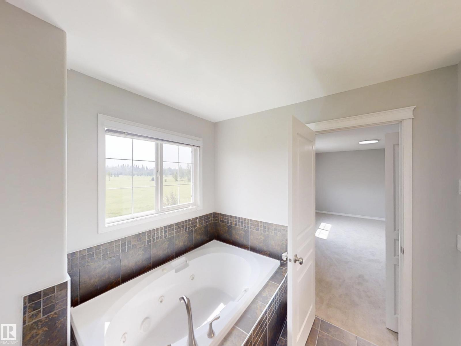 21107 58 AV NW - Image 14