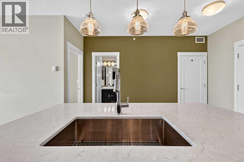 #418 10 Walgrove Walk SE - 22