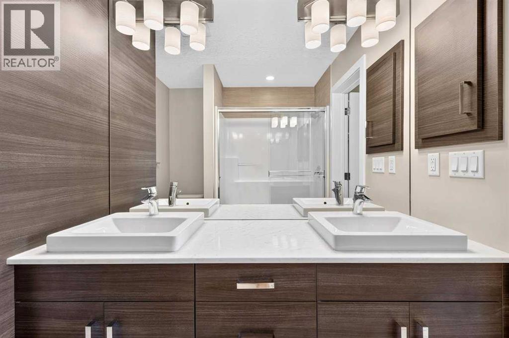 #418 10 Walgrove Walk SE - 33