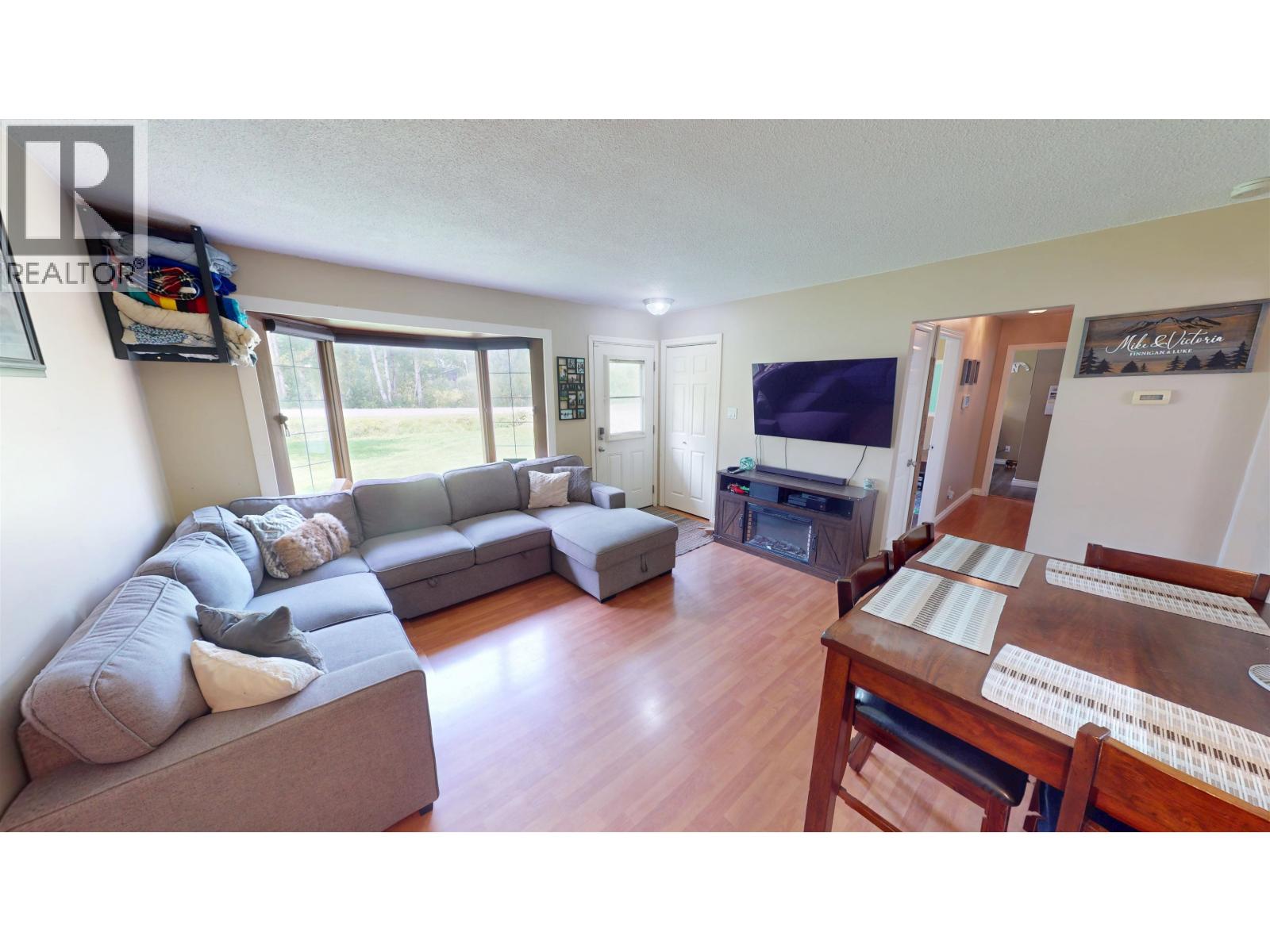 1282 HAUSAMAN ROAD - 9