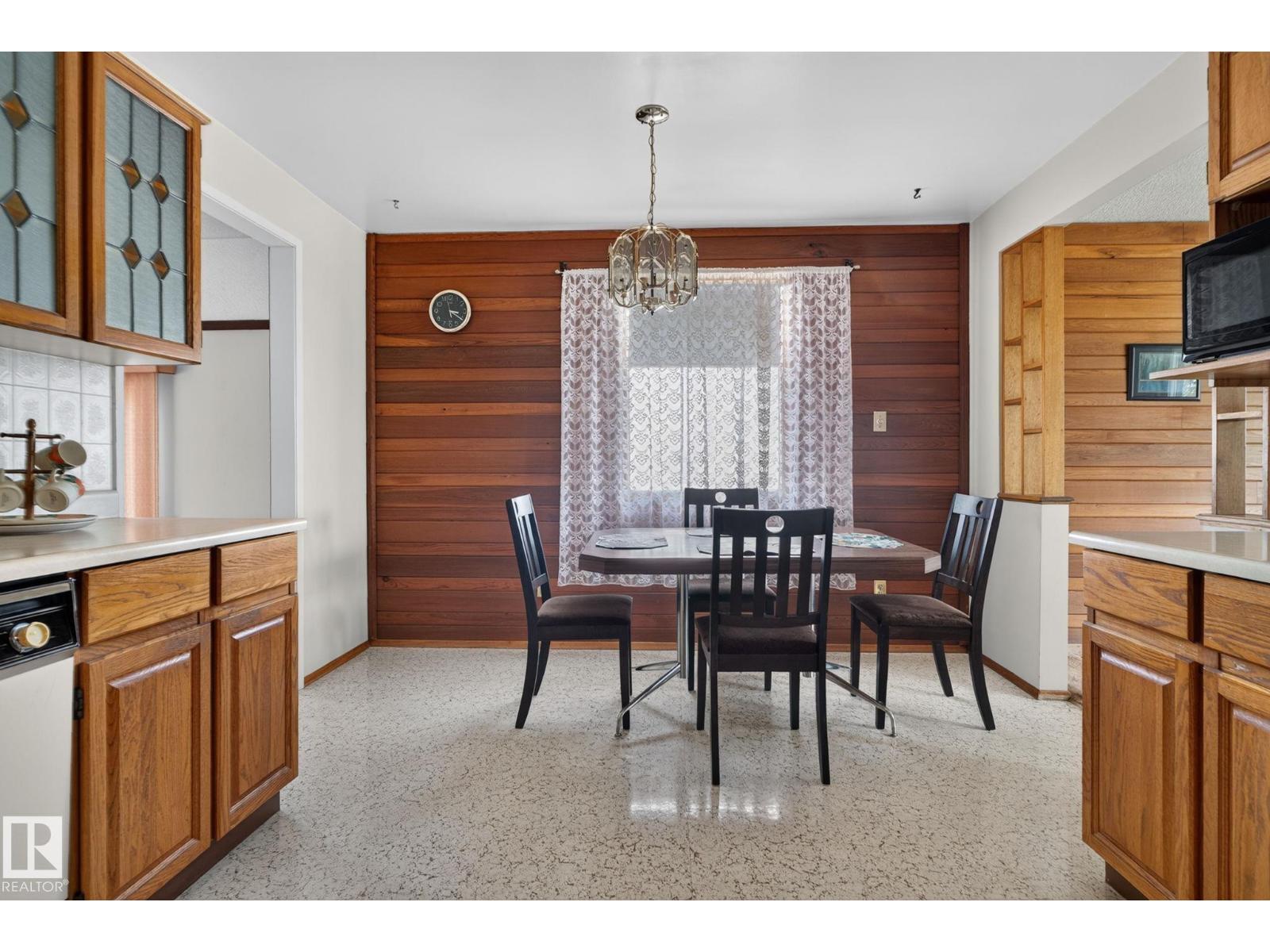 6012 145 AV NW - 18