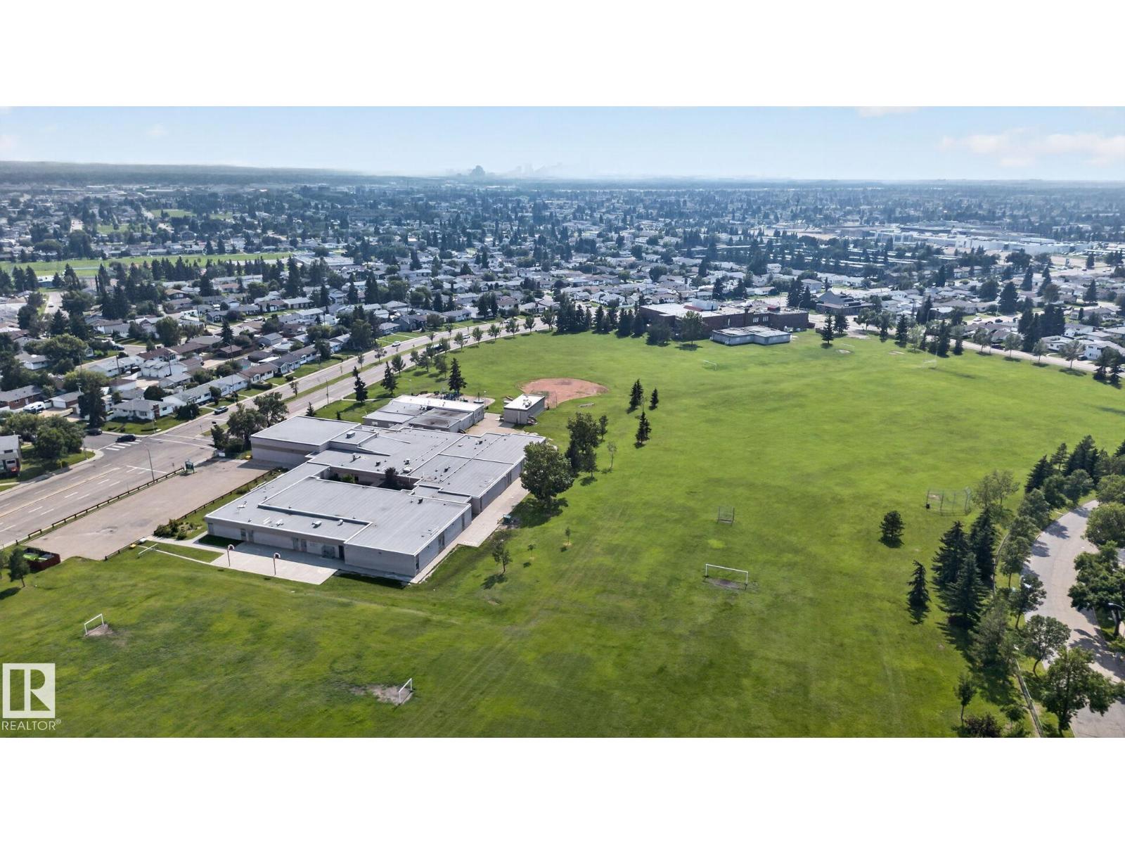 6012 145 AV NW - Image 51