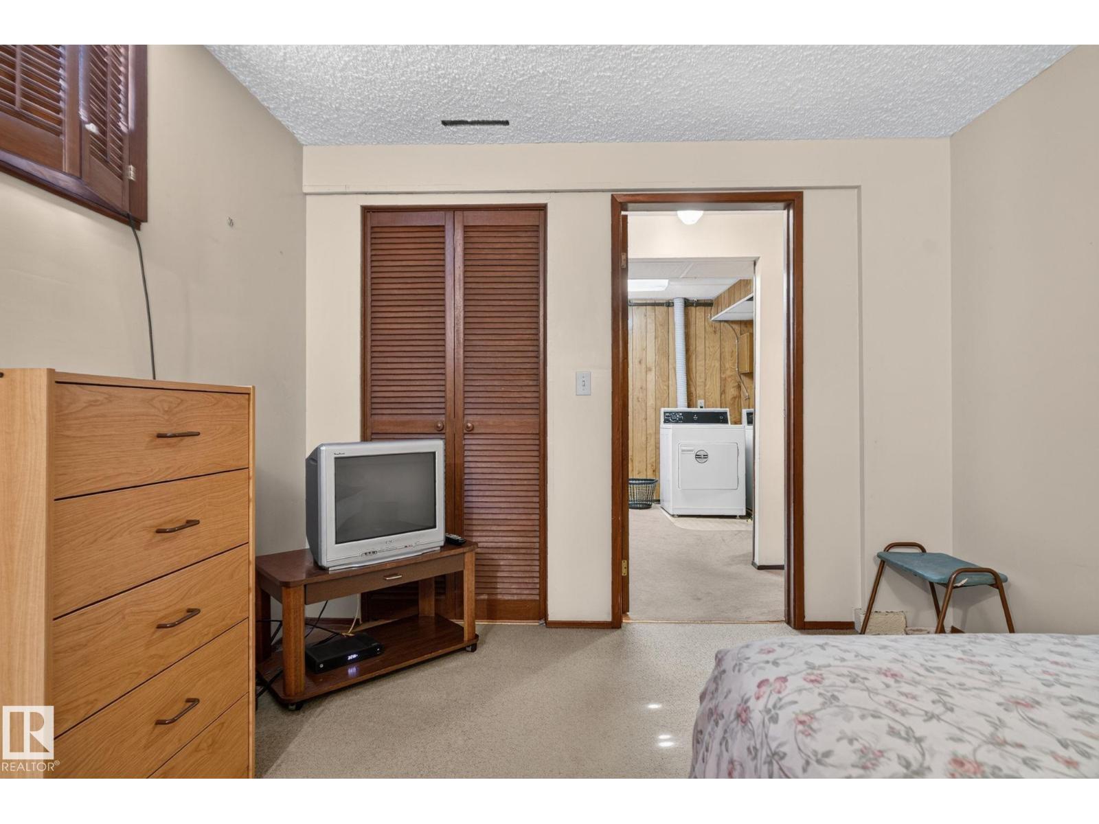 6012 145 AV NW - 42