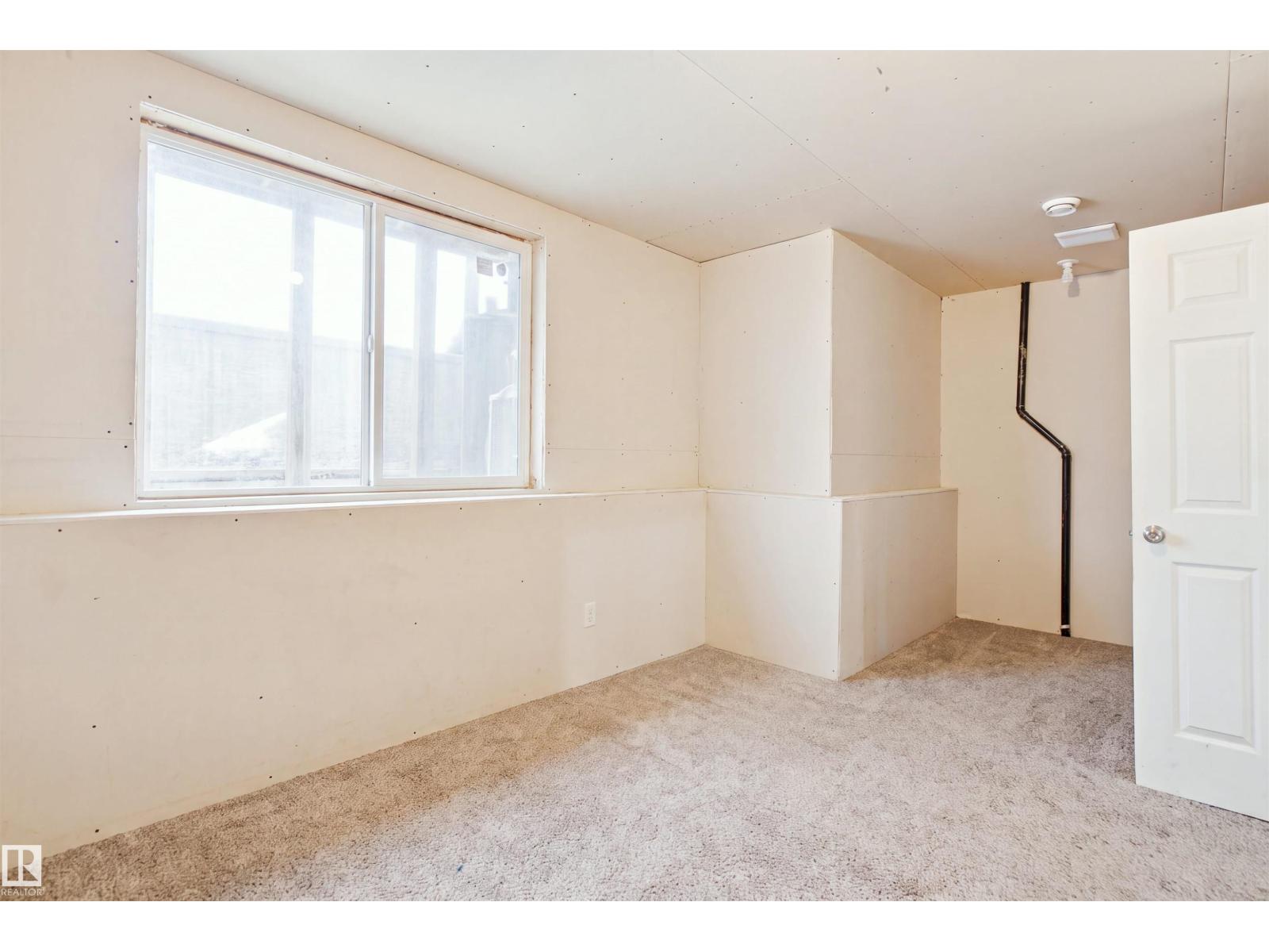 #22 723 172 ST SW - Image 25