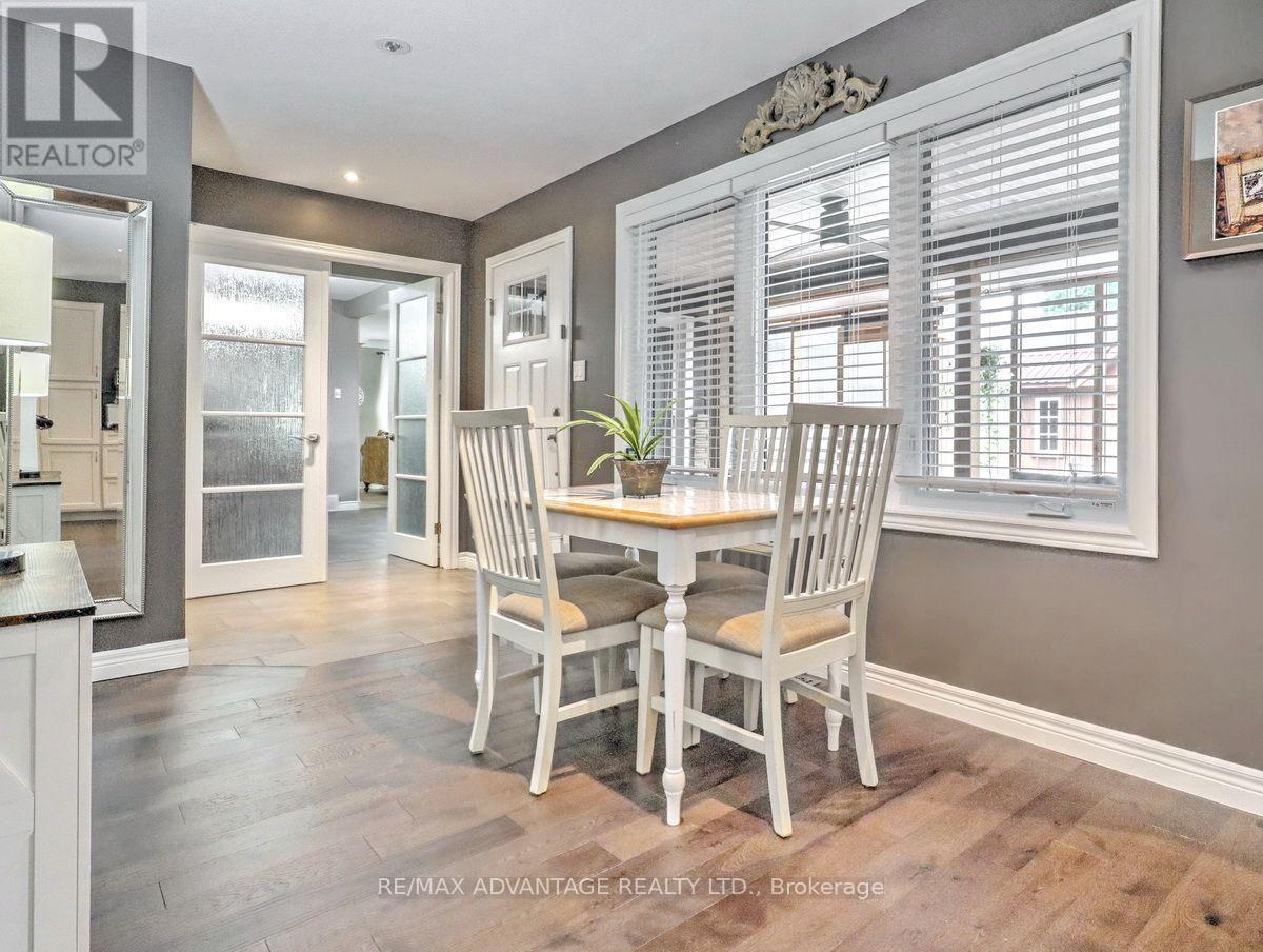 467 JELLICOE CRESCENT - 27