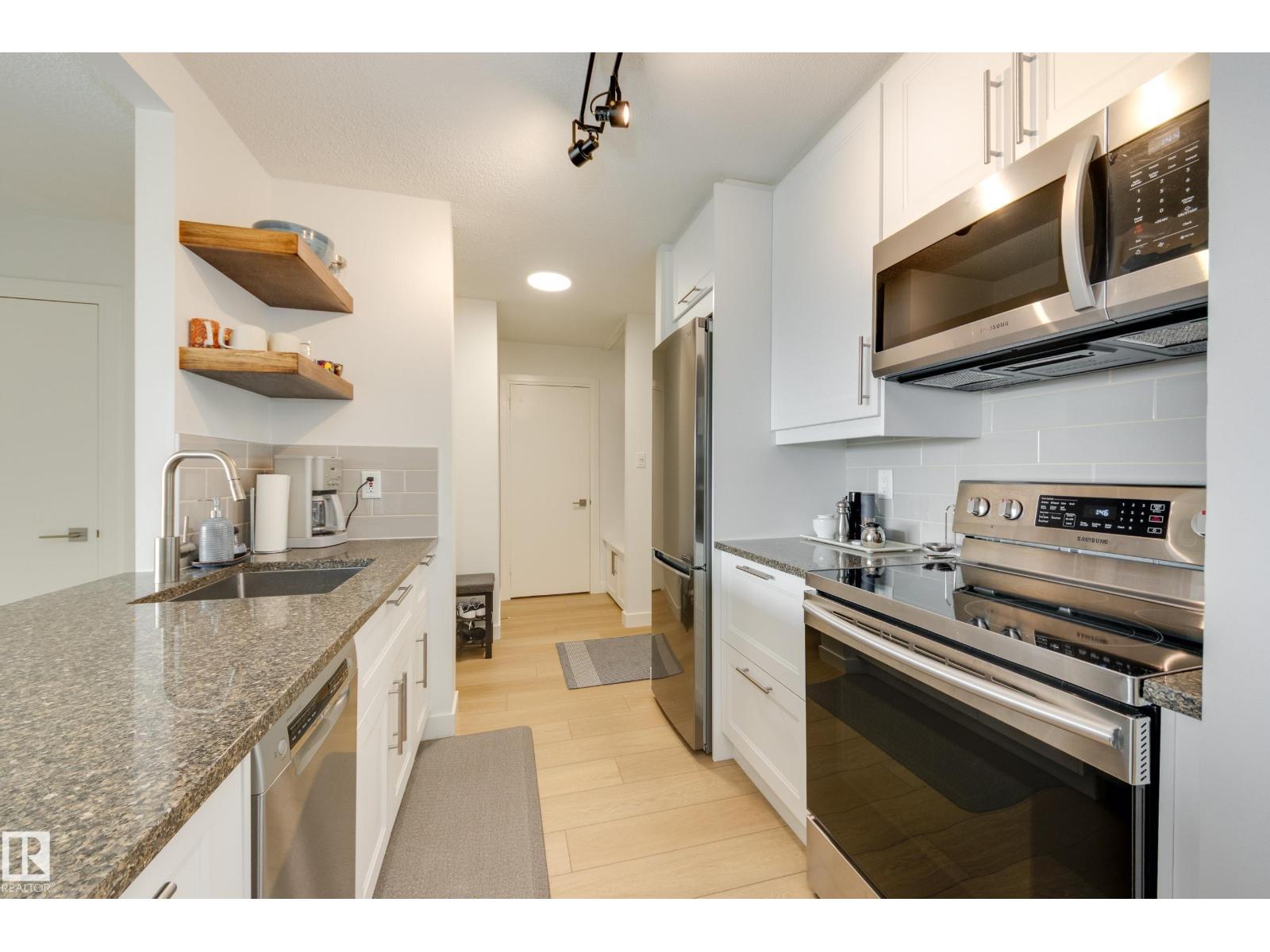#502 9835 113 ST NW - 28