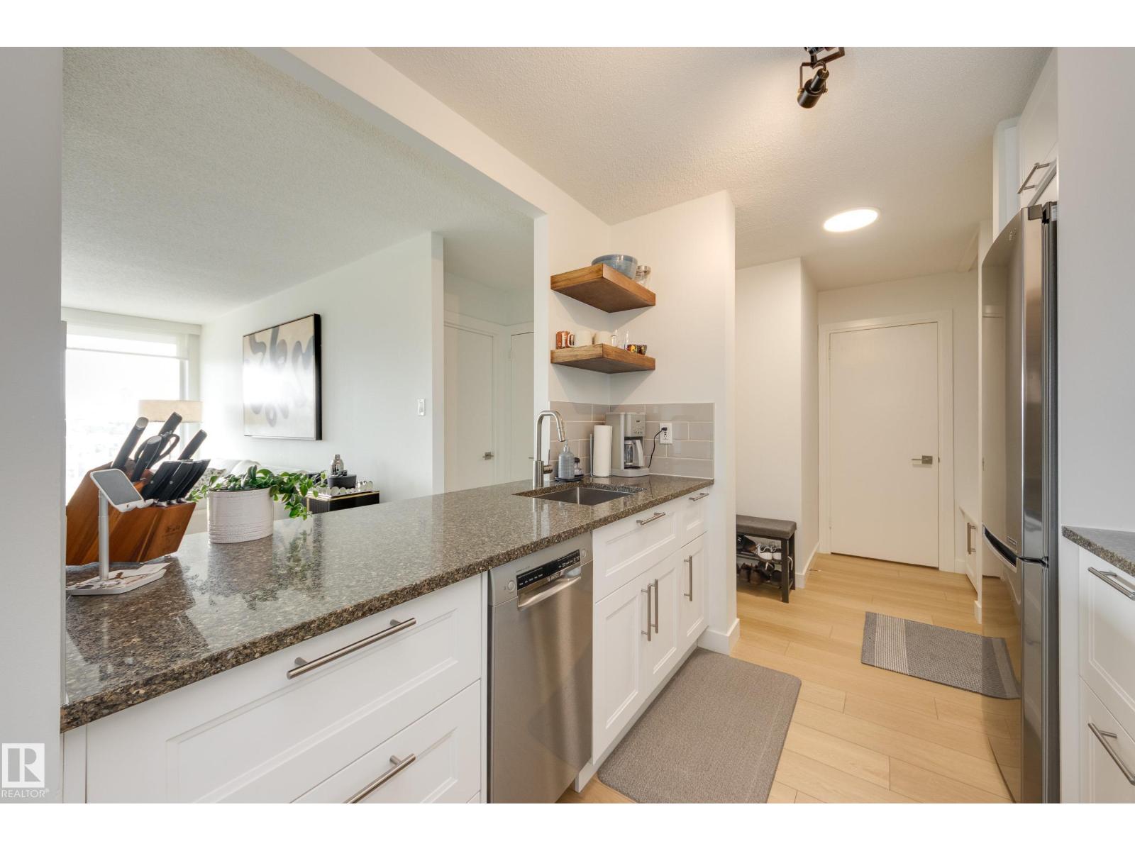 #502 9835 113 ST NW - 27