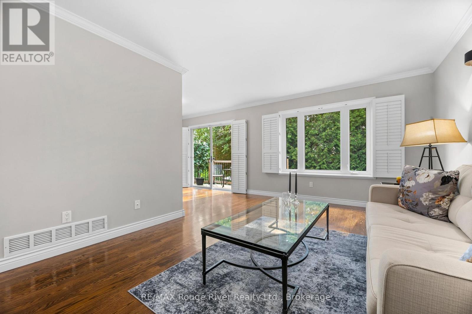 51 LYNDALE CRESCENT - Image 16