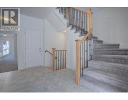 2038 Cameron Lott Crescent, Oshawa, ON L1L0S1 Photo 12