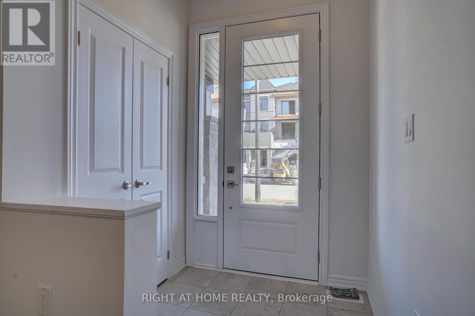2038 CAMERON LOTT CRESCENT, Oshawa (Kedron) — photo 2