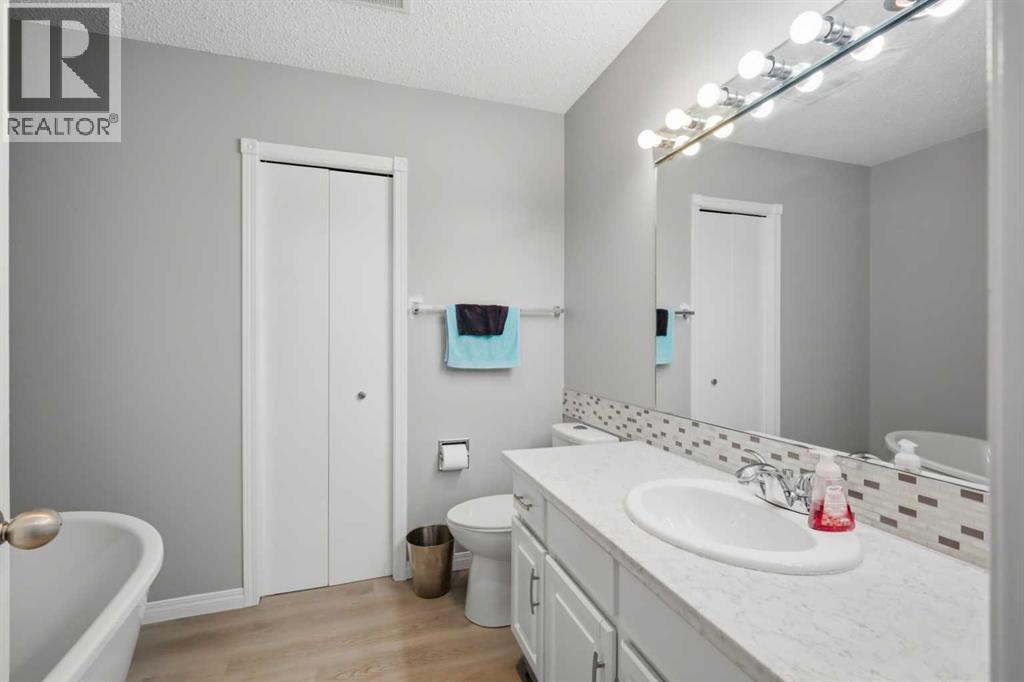 4640 47 Street, Sylvan Lake