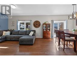 Family room - 3288 Turner Crescent, London South, ON N6M0B2 Photo 10
