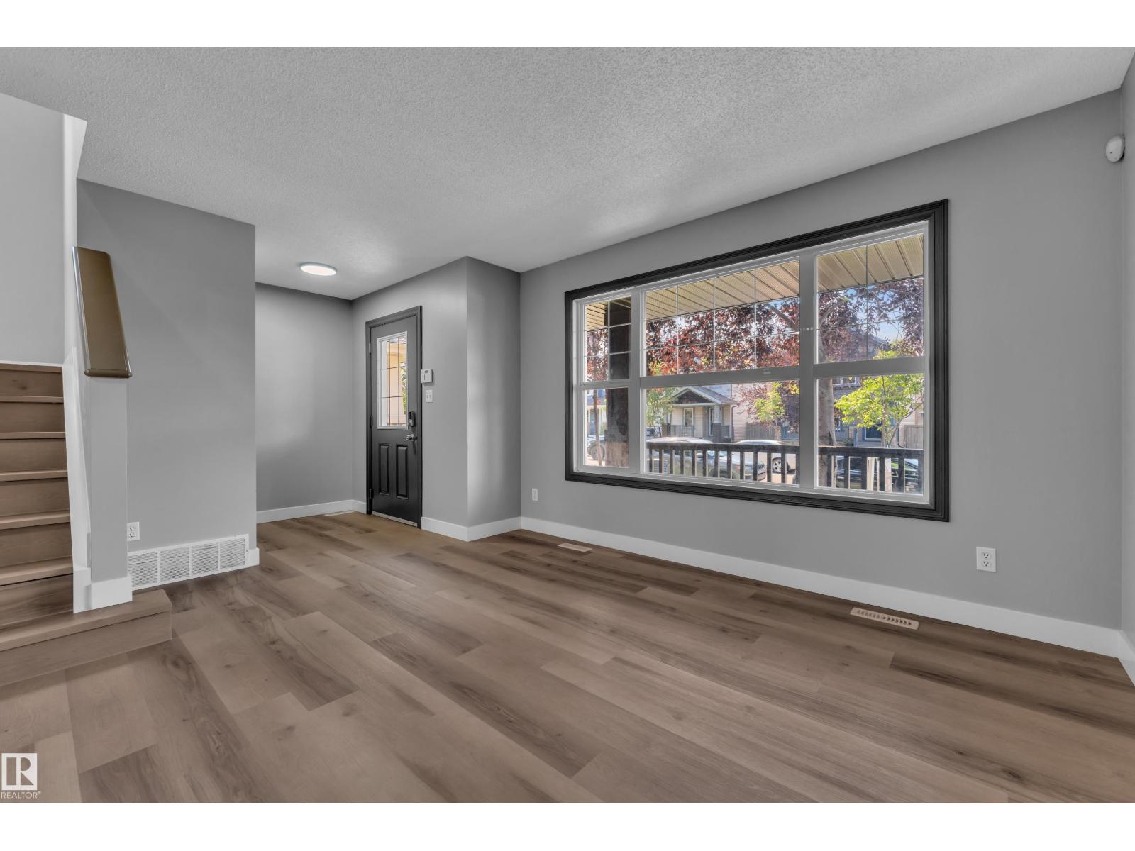 151 63 Street SW - Photo 6