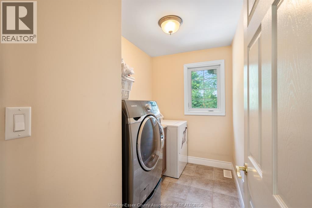 210 Vintage Oak DRIVE - 37