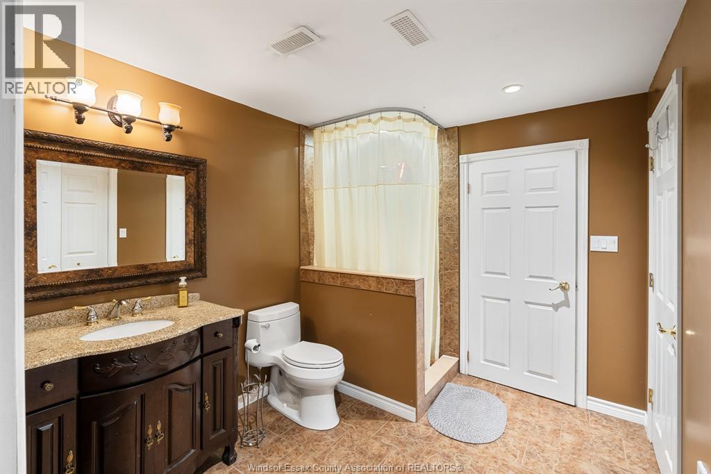 210 Vintage Oak DRIVE - Image 41