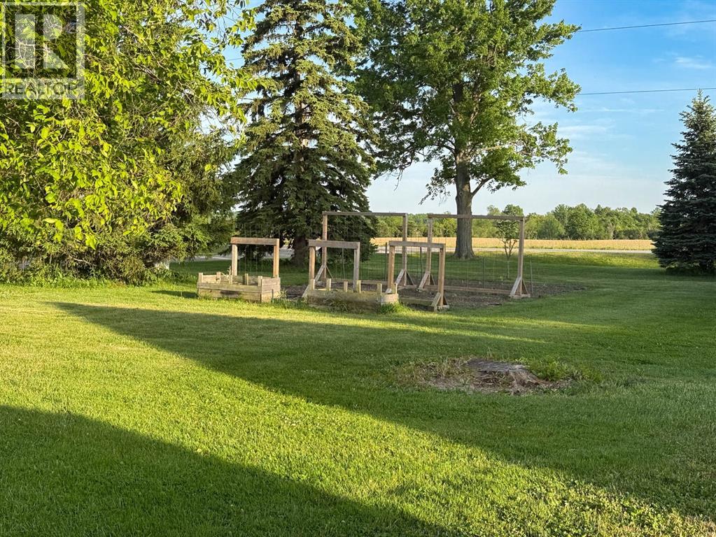 8192 PETROLIA LINE - Image 29