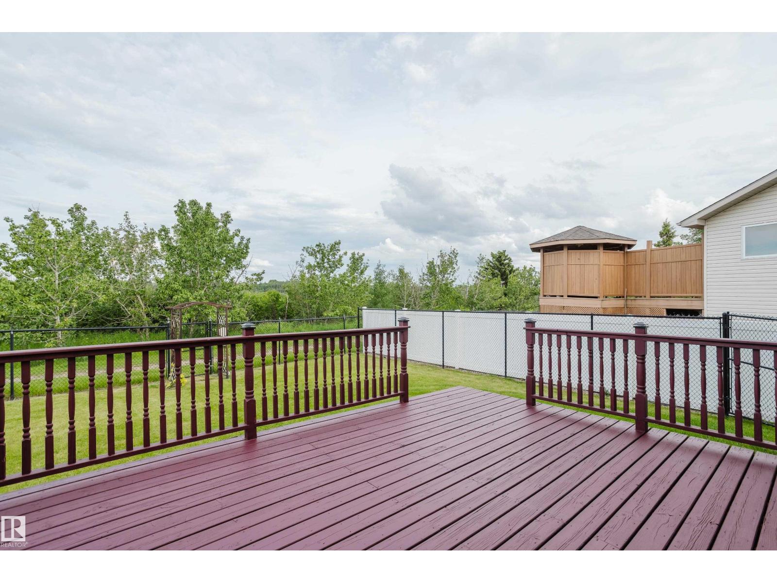 611 Hooke CO NW - 55