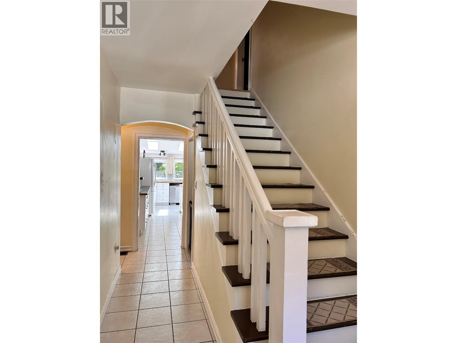 2066 CAUGHLIN Road, Fruitvale