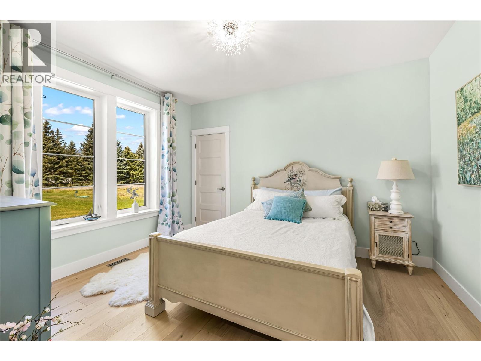 1618 1st Avenue - 29