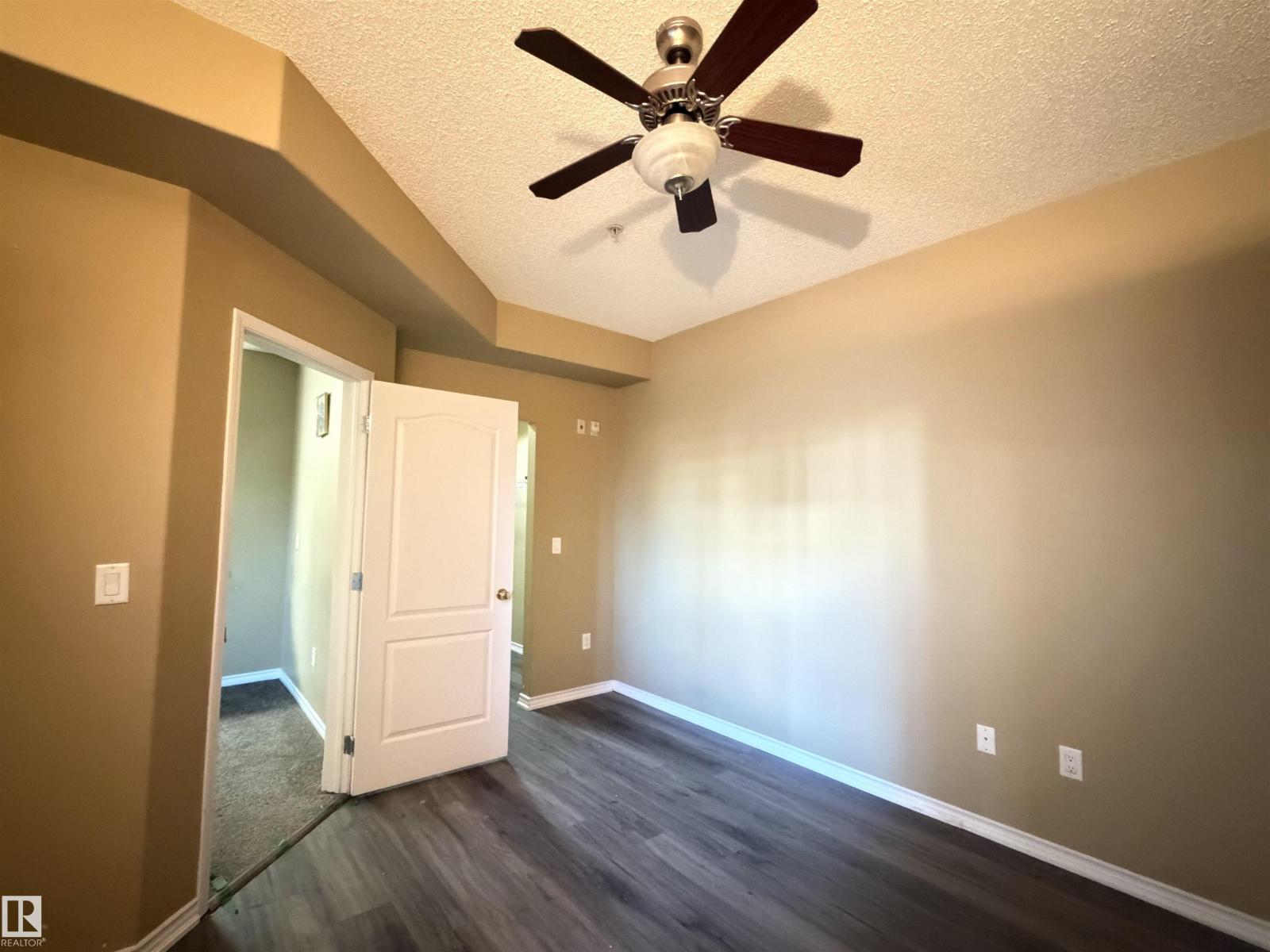#128 16807 100 AV NW - 14