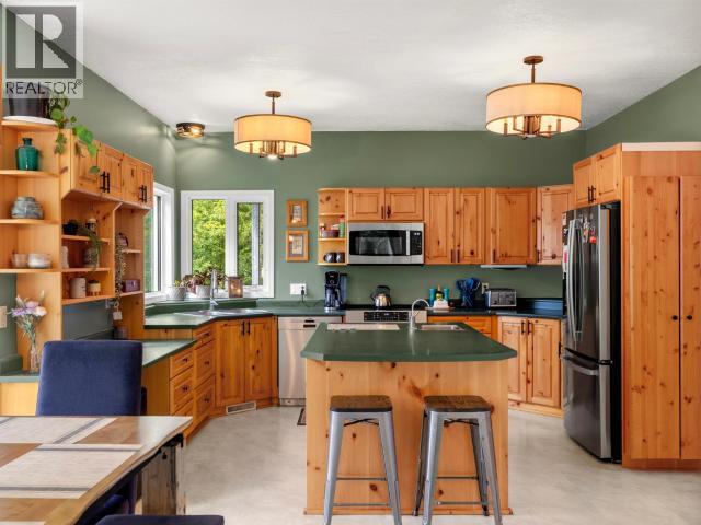 56 RIVER ROAD - 8