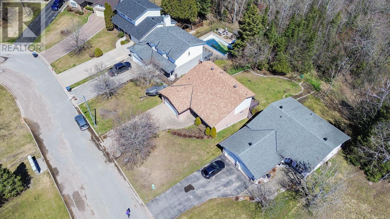 56 Prince Charles CRES - Image 48