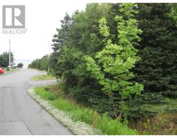 54 Robert's Road North thumbnail 2