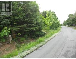 54 Robert's Road North thumbnail 3
