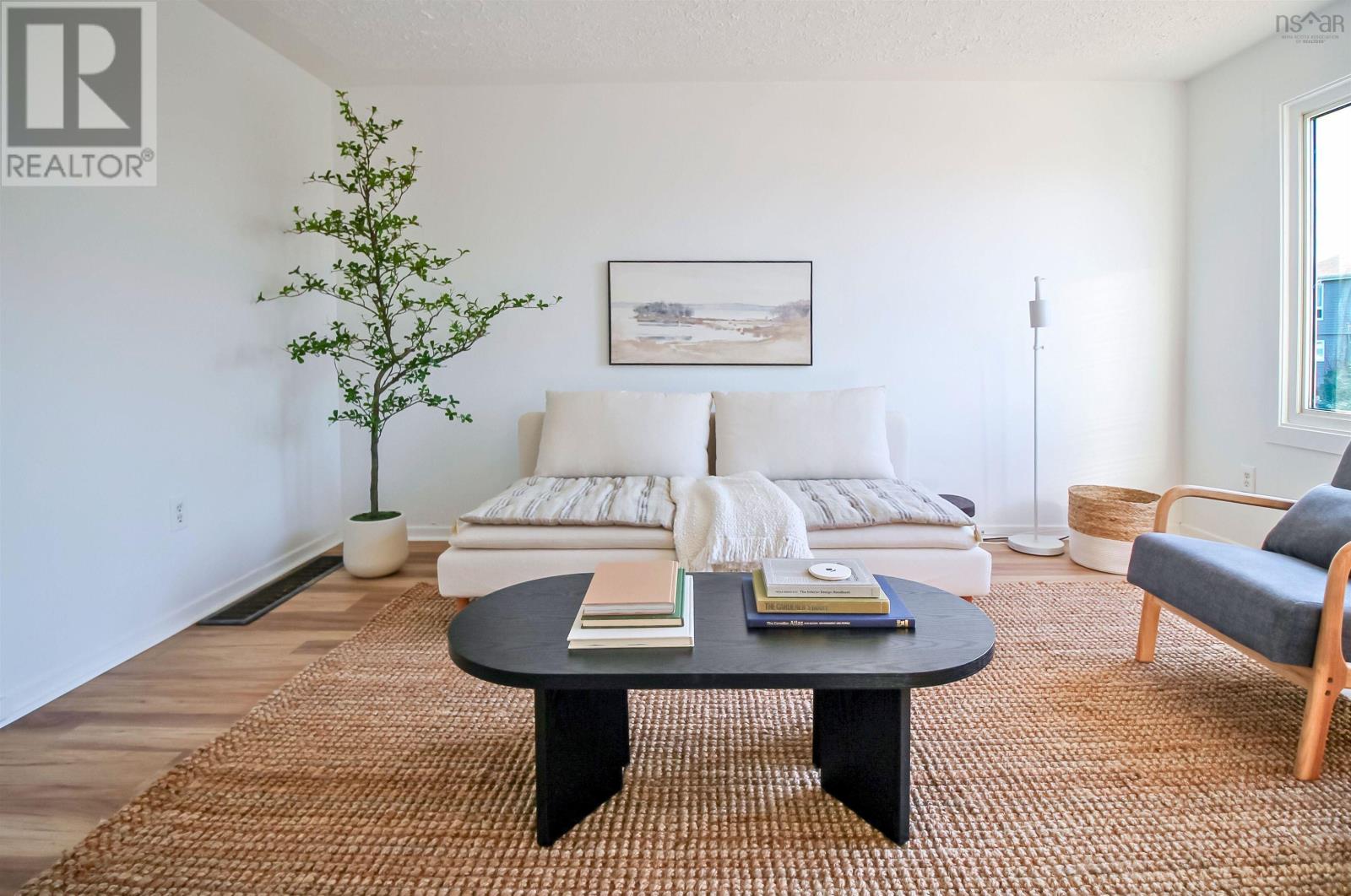 36 Regal Road - 14