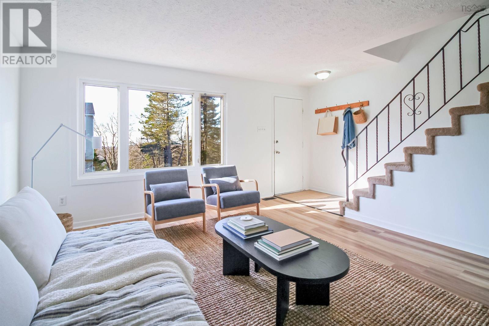 36 Regal Road - 8