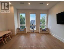 75 Dunblaine Avenue, Toronto, ON M5M2S2 Photo 21