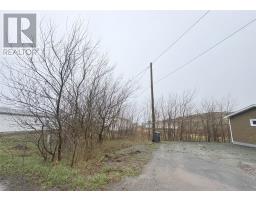3 Baker's Marsh Road thumbnail 2