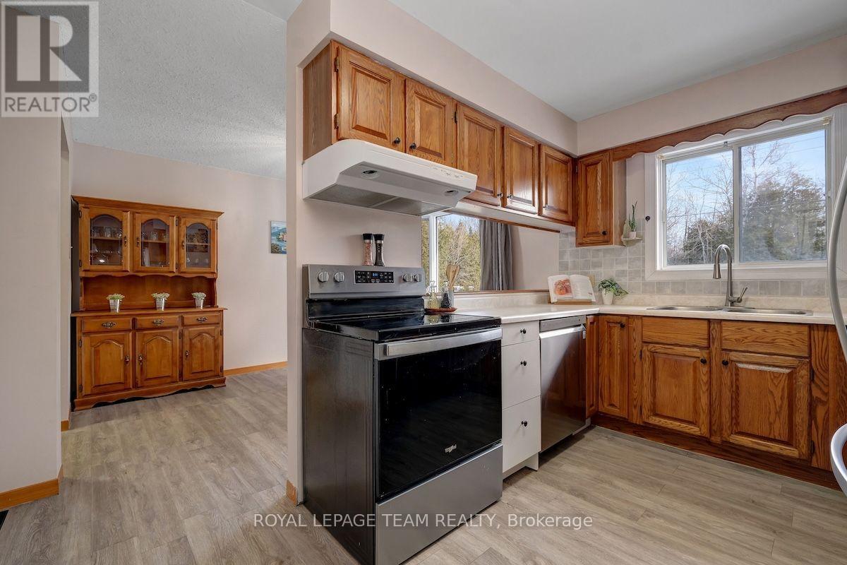 13025 MACKENZIE ROAD - 11