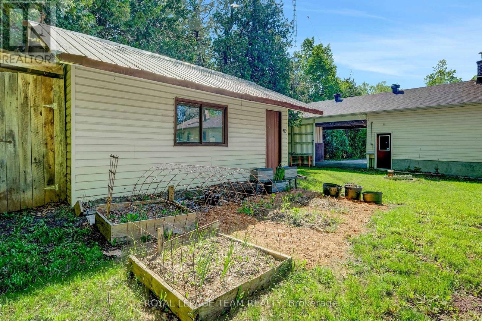 13025 MACKENZIE ROAD - 34