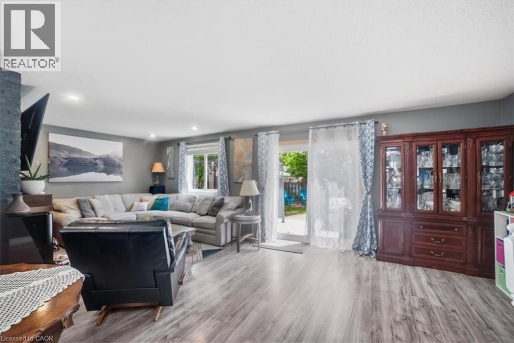 4804 JOHN Street - 12
