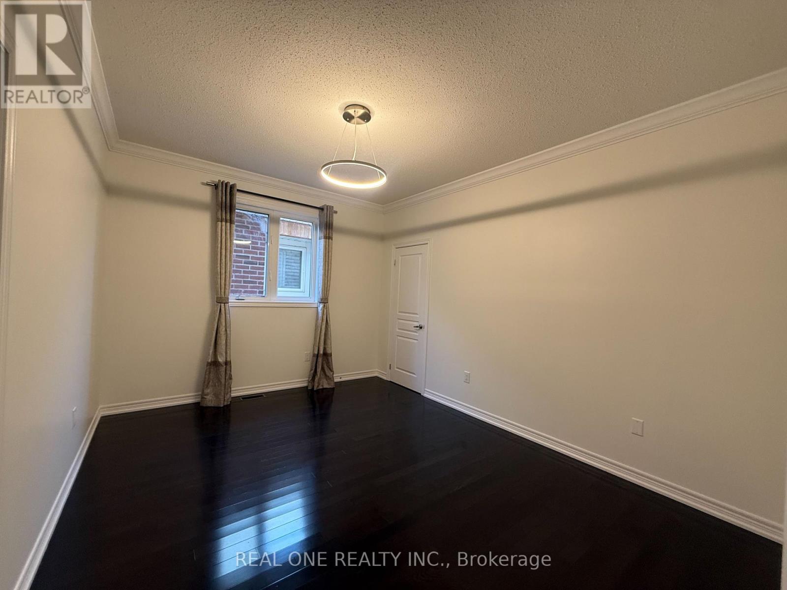 57 BUSCH AVENUE - 18