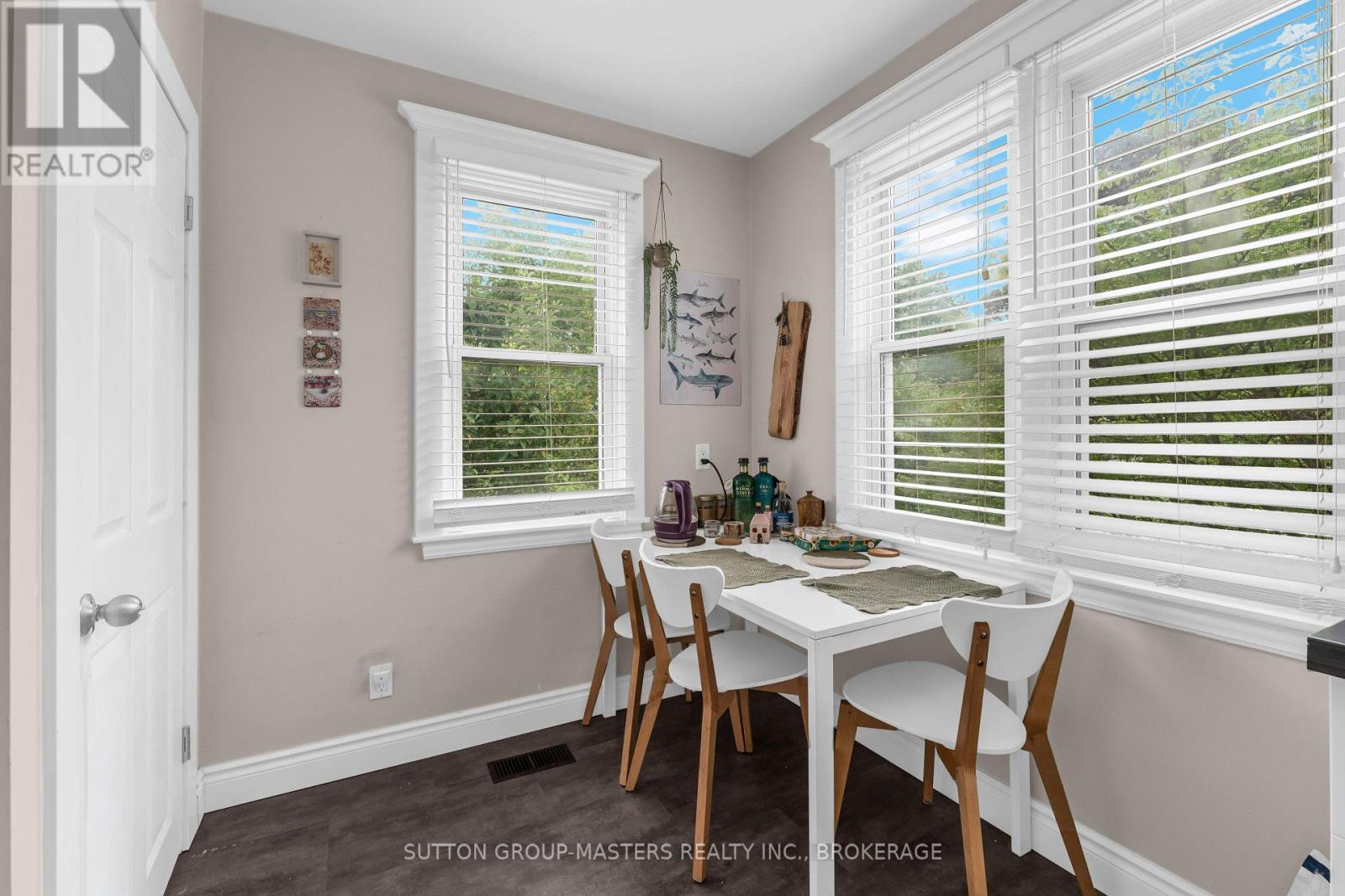 22 WESTDALE AVENUE W - Image 14