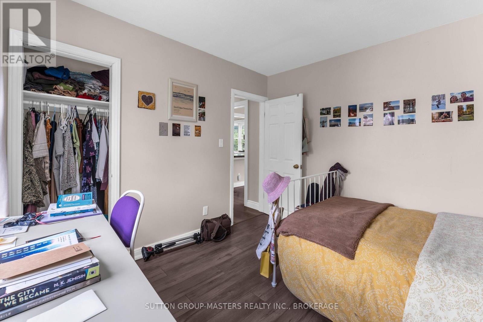 22 WESTDALE AVENUE W - Image 18