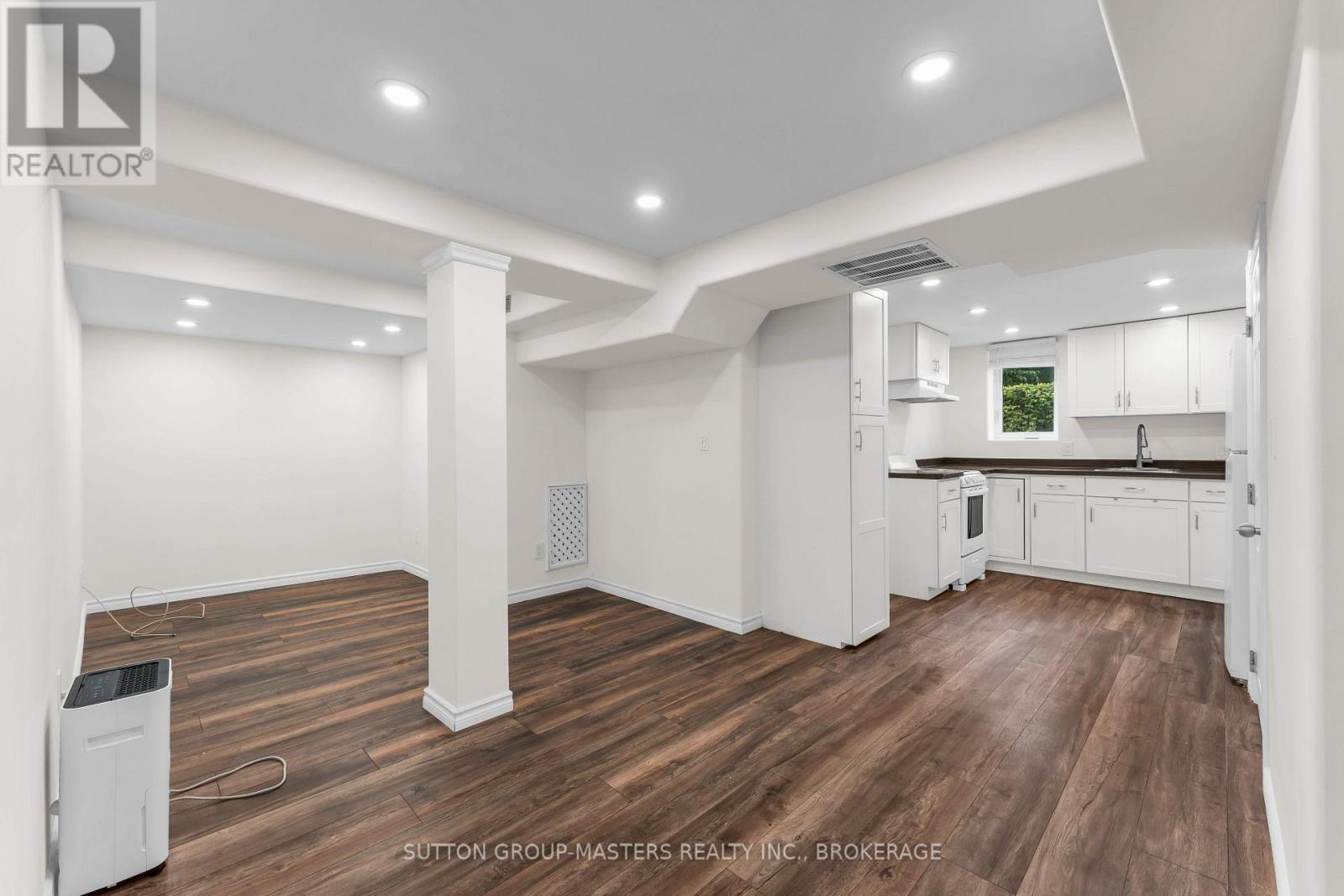 22 WESTDALE AVENUE W - Image 30