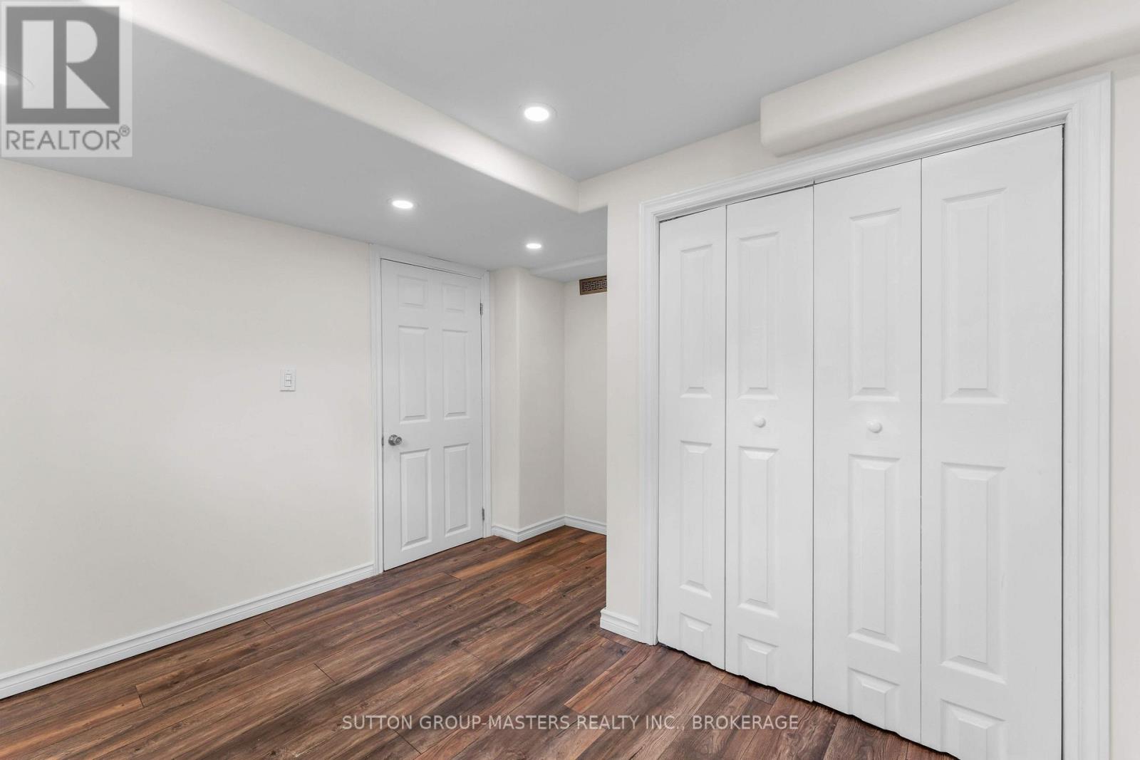 22 WESTDALE AVENUE W - Image 36