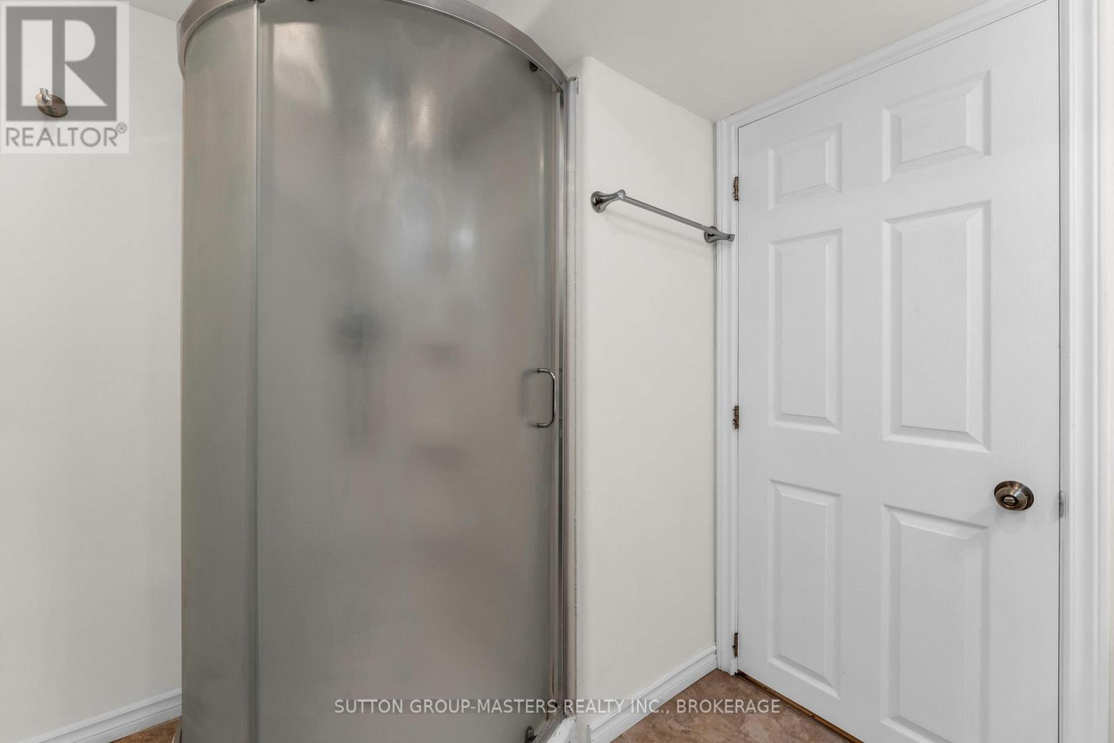 22 WESTDALE AVENUE W - Image 39
