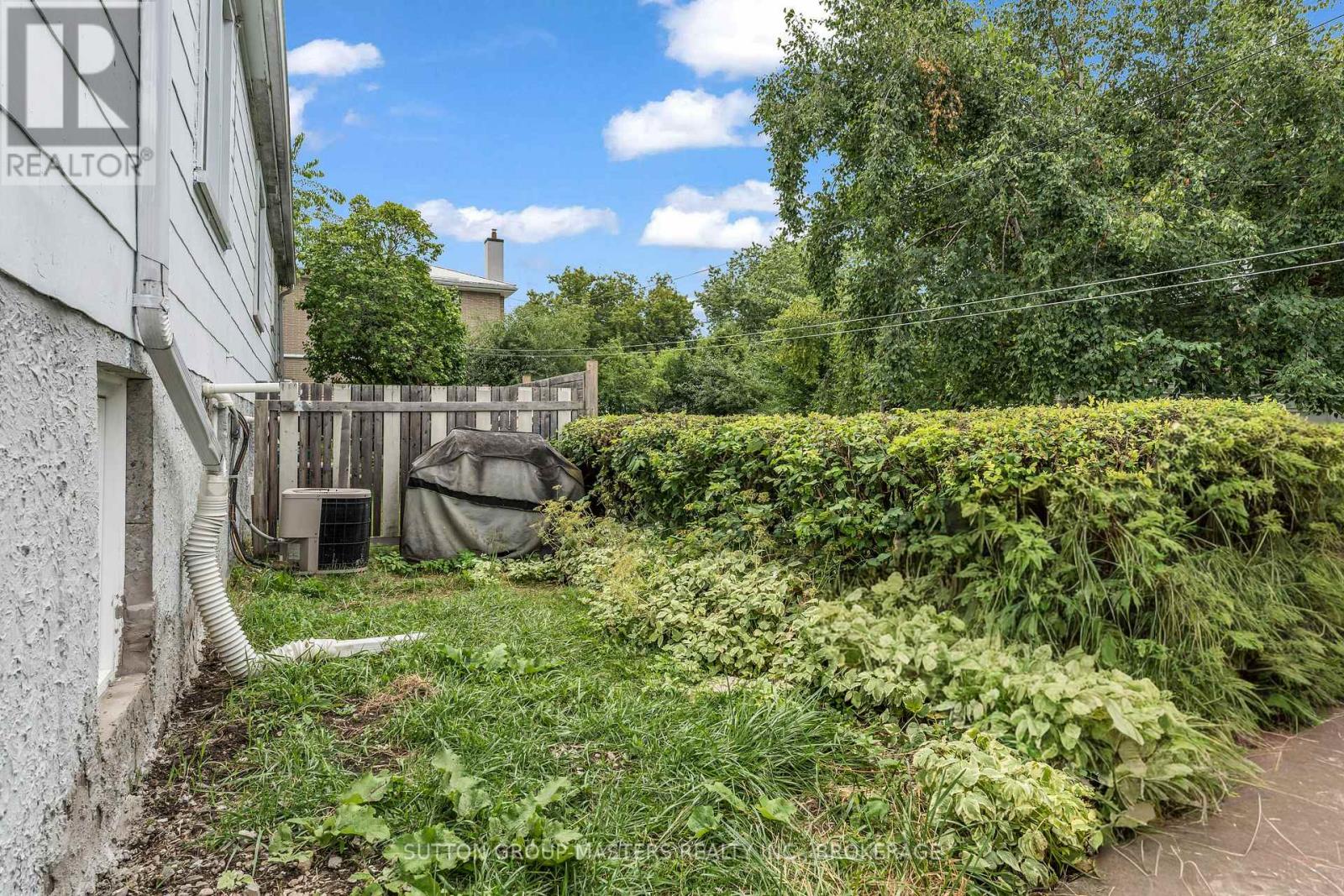 22 WESTDALE AVENUE W - Image 42