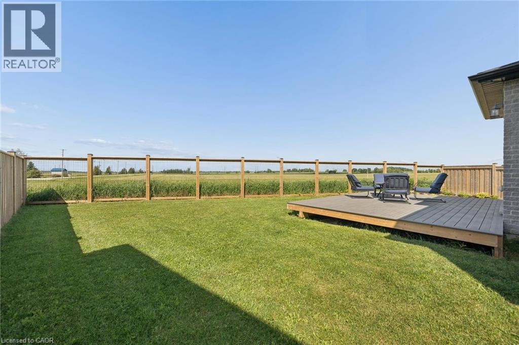 10 SPARROW Crescent - 43