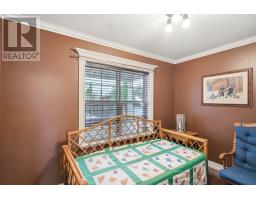27 Laytes Avenue thumbnail 12