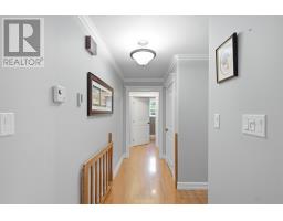 27 Laytes Avenue thumbnail 18