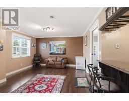 27 Laytes Avenue thumbnail 19